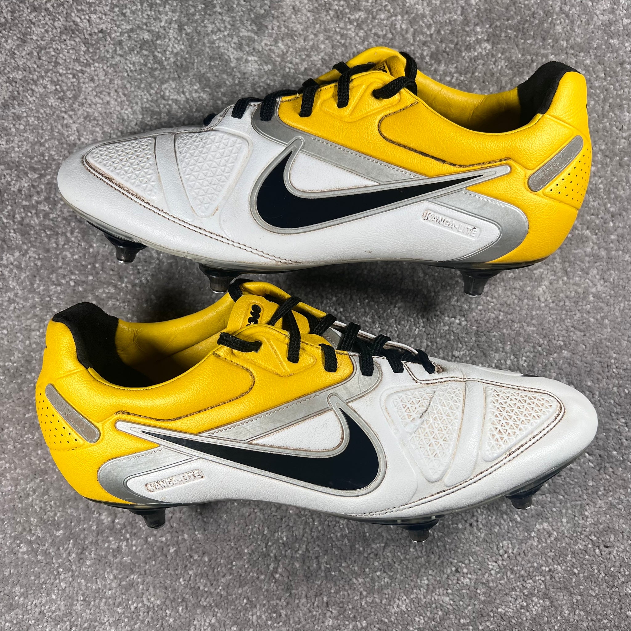 Nike ctr360 maestri ii clearance yellow