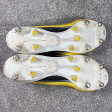 Load image into Gallery viewer, Adidas F50 Adizero Leather SG
