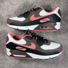 Load image into Gallery viewer, Nike Airmax 90 - UK 9.5
