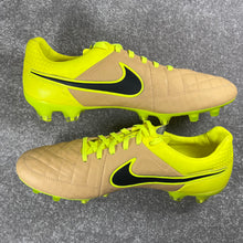 Load image into Gallery viewer, Nike Tiempo Legend V FG
