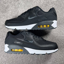 Load image into Gallery viewer, Nike Air Max 90
