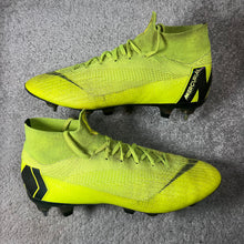 Load image into Gallery viewer, Nike Mercurial Superfly 6 Elite SG
