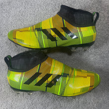 Load image into Gallery viewer, Adidas Glitch FG
