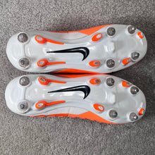 Load image into Gallery viewer, Nike CTR360 Trequarista III SG
