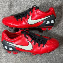 Load image into Gallery viewer, Nike Total 90 T90
