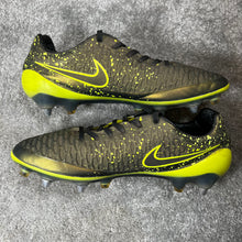 Load image into Gallery viewer, Nike Magista Obra SG
