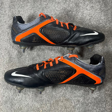 Load image into Gallery viewer, Nike CTR360 Maestri II Elite SG Carbon (Player Issue)
